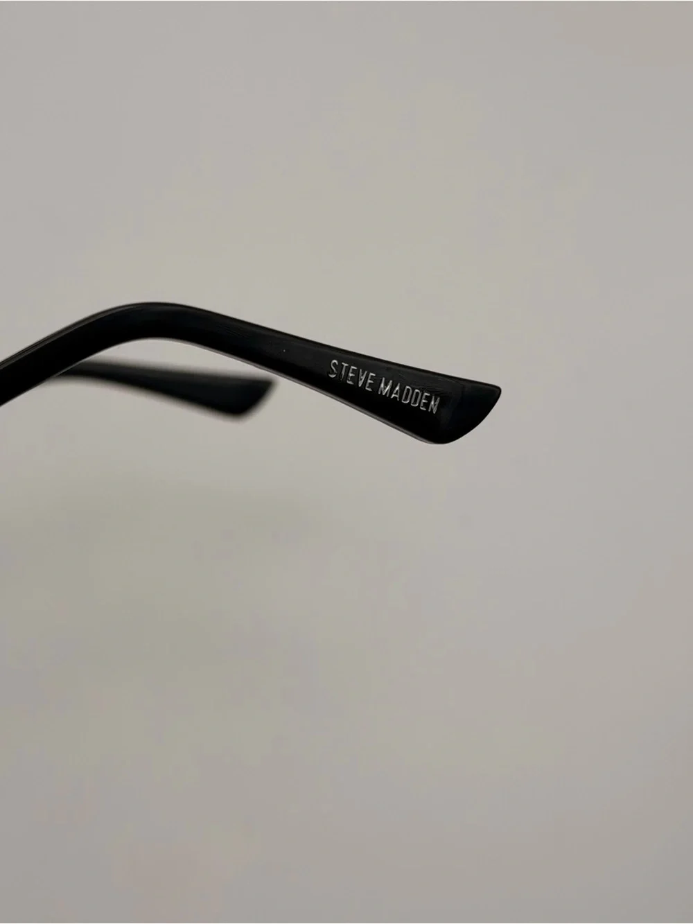 Steve Madden, over size sunglasses